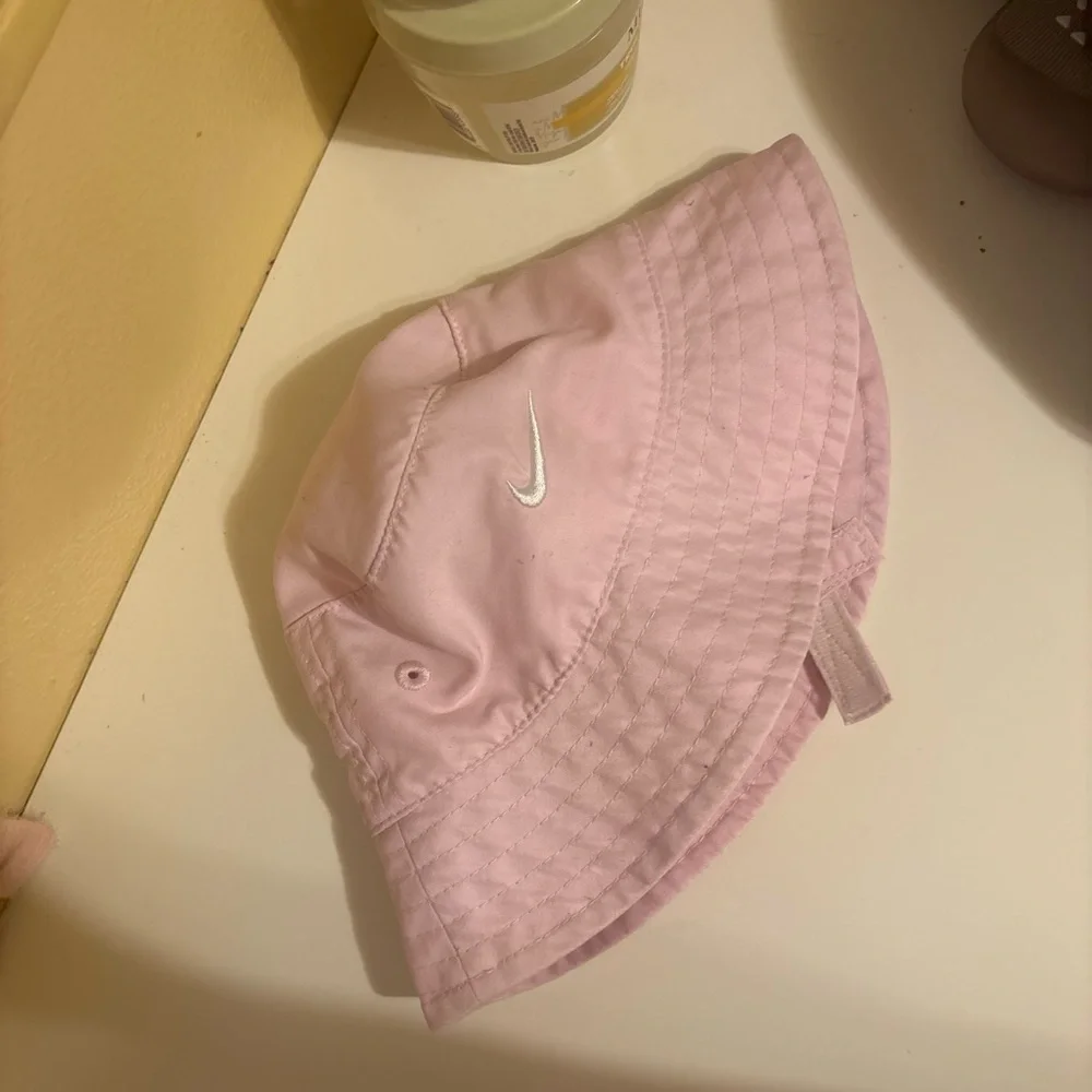 Nike Kids Light Pink Bucket Hat with White Swoosh